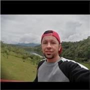 Estudiante graduado de bachiller comparte conocimientos de lengua castellana